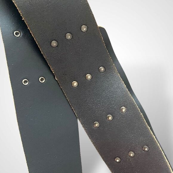 Planet Waves Classic Genuine Leather Guitar Strap Brown 2.5" Wide - Picture 6 of 7